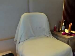 milaseduction Live Webcam on CamSoda