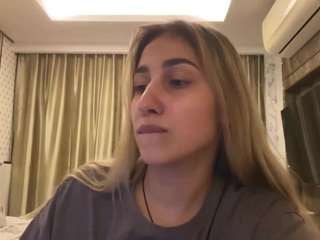 rosalvamcmahen webcam model