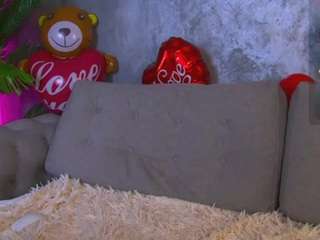 18perfectvibe Live Webcam on CamSoda