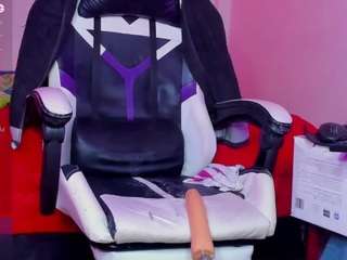 kattia-deluchi live webcam show