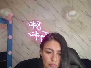 Live webcam model maleja-v on Soda Cams