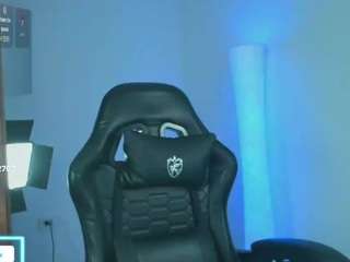 orianasmith1 webcam model