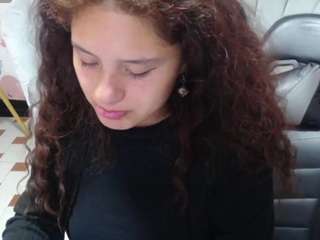 velvet-moon-v webcam