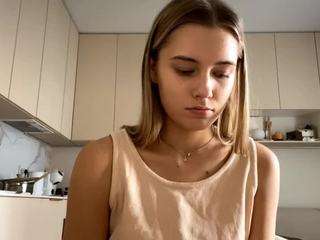 asleykeady Live Webcam on CamSoda