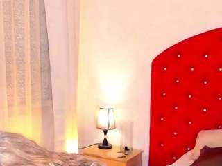brandi-ross's live room