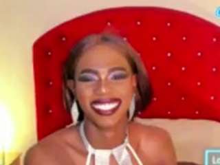 brandi-ross's live room