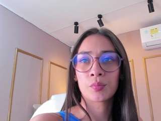 nahimithompson Live Webcam on CamSoda