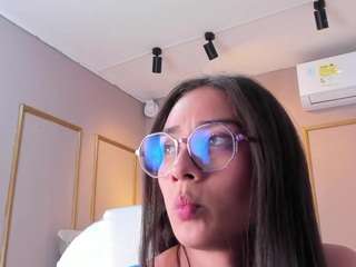 nahimithompson Live Webcam on CamSoda