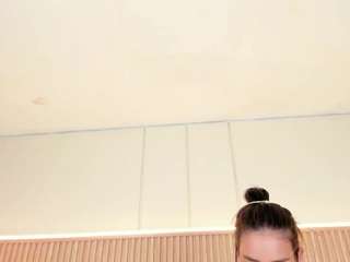 nahimithompson live cam profile