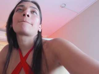 nahimithompson's CamSoda show and profile