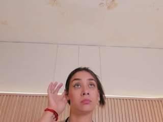 NahimiThompson live cam preview