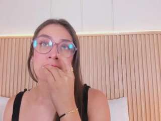 NahimiThompson live cam preview