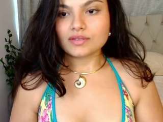 pearl-todd, female webcam model,  years old, on live webcam