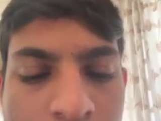 yourmoonbeb webcam model