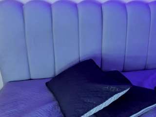 yuridrojas live cam profile