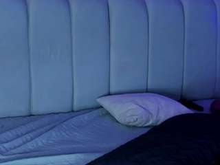 yuridrojas live cam profile