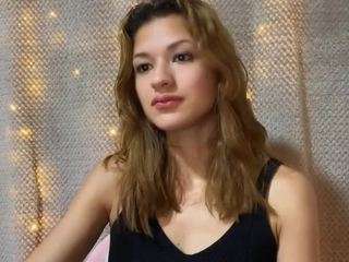 blackrosset7 Live Webcam on CamSoda