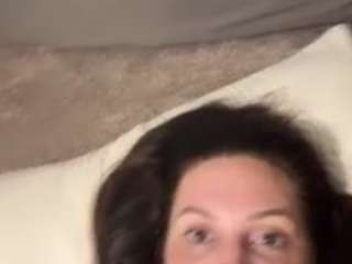 cherryblisskiss webcam model