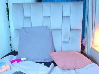 amyswann Live Webcam on CamSoda