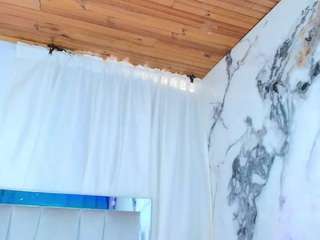 amyswann live cam profile