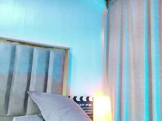 amyswann Live Webcam on CamSoda