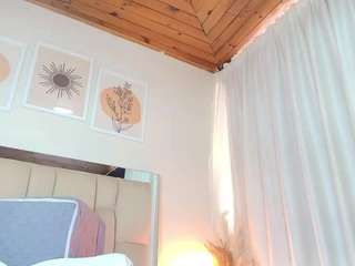 amySwann live cam