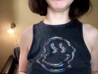 sheenagort's CamSoda show and profile