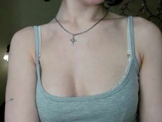 le modèle sheenagort est en webcam porno dans un show sur le site camsoda, il possède les tags suivants: ahegao,slim,nipples,no smoking,oil,pinch,pretty,sexy,shake,shaved,skinny,spank,nature,spanking,spanks,squats,stockings,strip,student,tattoos
