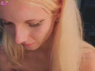 Live cam show with EileenMacmullan