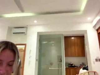 florentinashindo's CamSoda show and profile