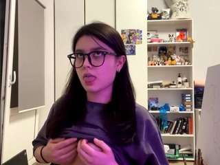 le modèle harperchopra est en webcam porno dans un show sur le site camsoda, il possède les tags suivants: ahegao,skinny,no smoking,oil,orgasm,pov,public,pussy,sexting,sexy,shaved pussy,solo,natural,spank,spanking,strip,striptease,tease,teen 18,thong