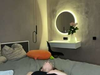 ludiecraigen's CamSoda show and profile