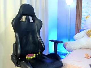 mia-alejandraa webcam