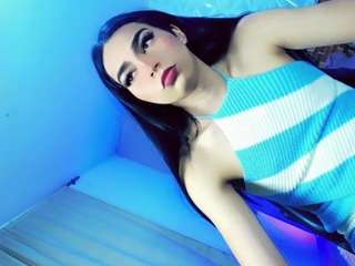 Mia-Alejandraa