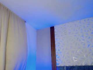 Mia-alejandraa's cam show statistics and live stream