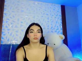 mia-alejandraa's live room