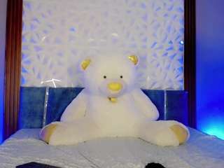 mia-alejandraa's live room