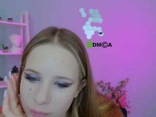 miles-candy's CamSoda show and profile