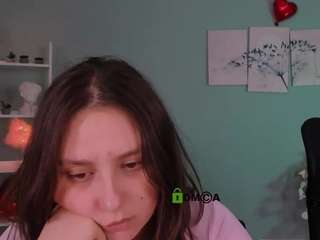 miles-candy's CamSoda show and profile