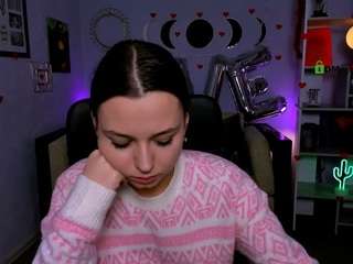 milki-wey from CamSoda