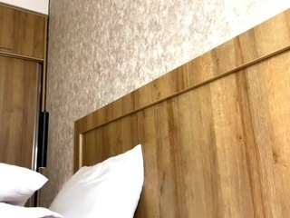 PetrinaRuhter live cam on CamSoda