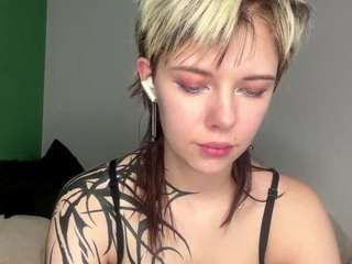 Live webcam model tamekaalanis on Soda Cams