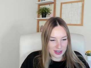 angelababe Live Webcam on CamSoda