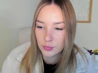 angelababe Live Webcam on CamSoda