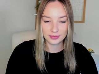 angelababe's CamSoda show and profile