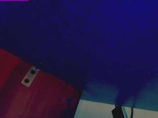 arianna-thonson Live Webcam on CamSoda