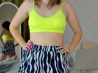 Live webcam model casandra-joness on Soda Cams