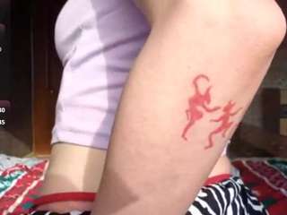 harperflores's CamSoda show and profile