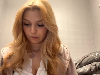 idellaliberti Live Webcam on CamSoda