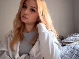 idellaliberti Live Webcam on CamSoda